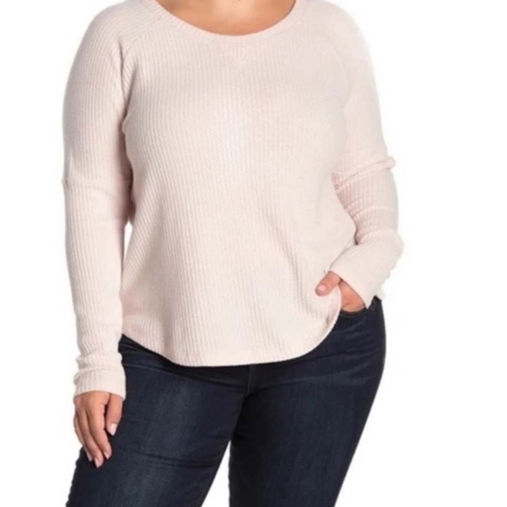 Women’s 1x Pink waffle knit thermal top .